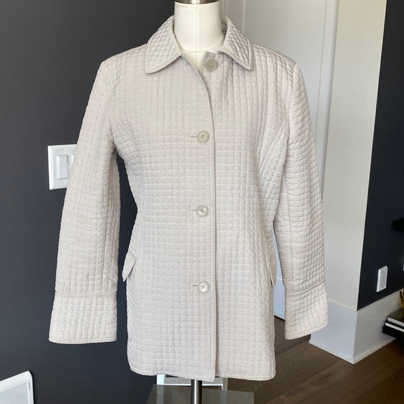 Light weight Esprit Jacket - Picture 1 of 5